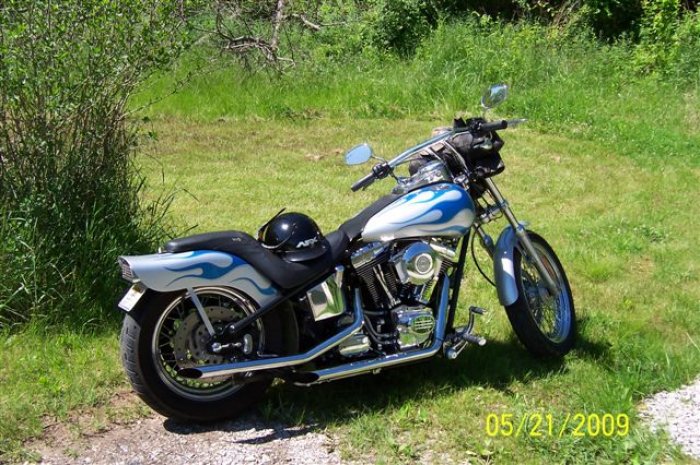 Bike built by #1 Cycle & Welding West Lebanon Ohio using our T/C 88 Ignition Conversion Kit Part # 4365